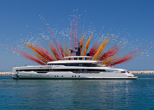 CRN bota el superyate M/Y CIAO, síntesis perfecta de excelencia creativa y diseño a medida. <br />
 