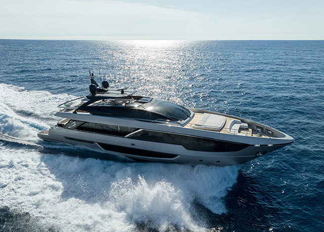 Riva 102’ Corsaro Super: the new era of flybridge yachts.