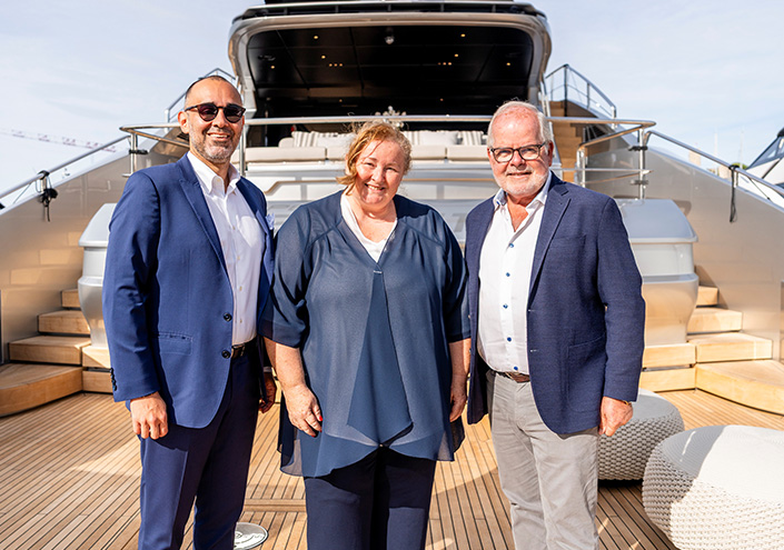 Pershing strengthens its presence in the United States through the exclusive agreement with Jeff Brown Yachts.